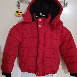 Nautica Res and black coat size 4 for boys with hoodie, buttons and zippers